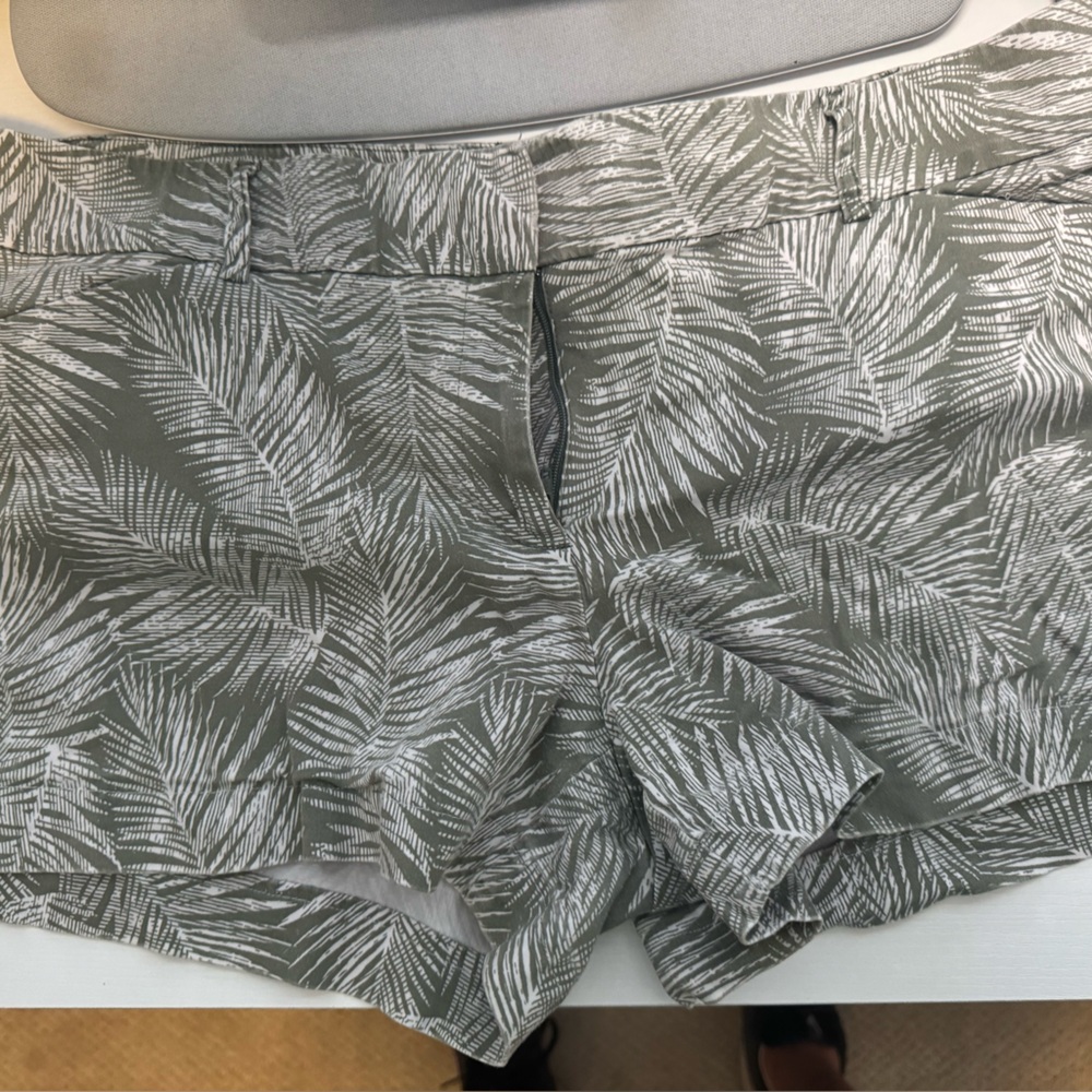 White House Black Market Green and White Patterned Shorts